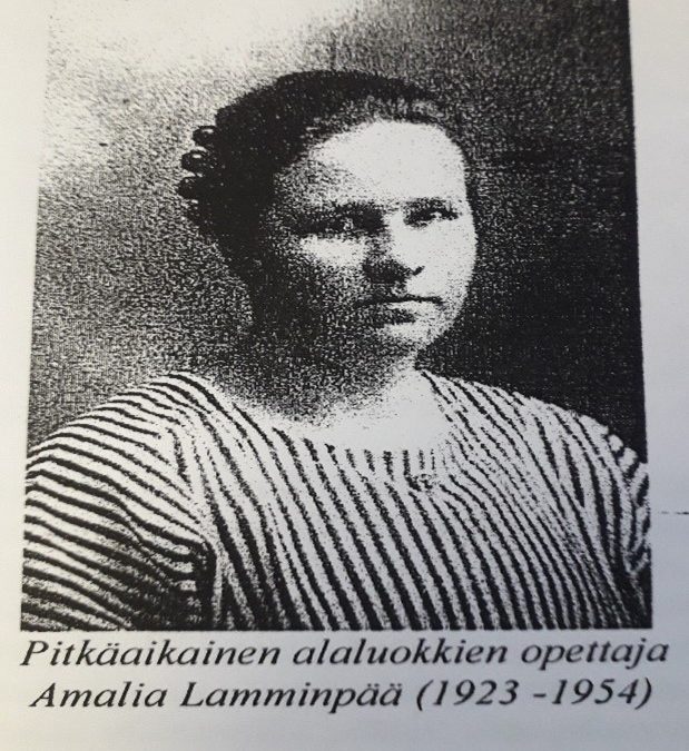 Opettajatar neiti Amalia Lamminpään tarina Rutolan kyläkoulussa